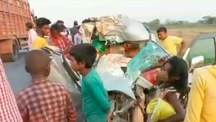 ब्रेकिंग: एनएच 31 पर यात्री बस और कार के बीच जोरदार टक्कर, मची अफरा- तफरी