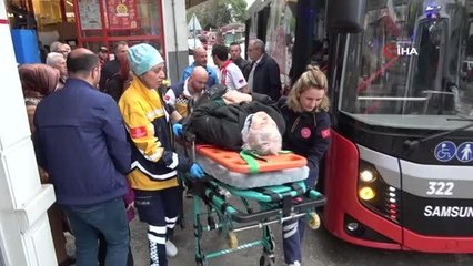 Seyir halindeki otobüsün içinde düşen yaşlı kadın yaralandı