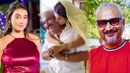 Akshara Singh द्वारा Awdhesh Mishra  किस करने पर फैन ने किया अभ्रद कमेंट, यूजर्स ने क्लास लगा दी