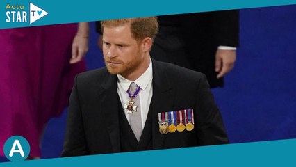 Prince Harry : son attitude jugée arrogante au couronnement de son père, "Il était heureux d'être de