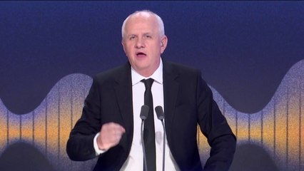 Le roi Charles III couronné, la brouille franco-italienne, la fin de l'alerte sur le Covid-19... Les informés du samedi  6 mai 2023