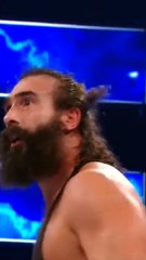 Luke-Harper-vs-Erick-Rowan-Ba