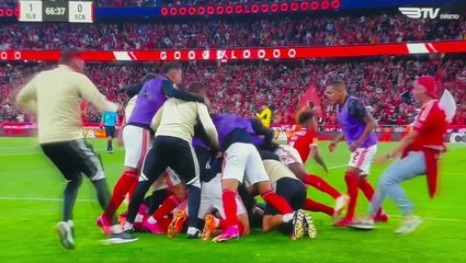 Rui Costa celebra vitória 🎉