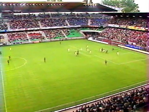 15/07/01 : Frédéric Piquionne (85') : Rennes - Synot (5-0)