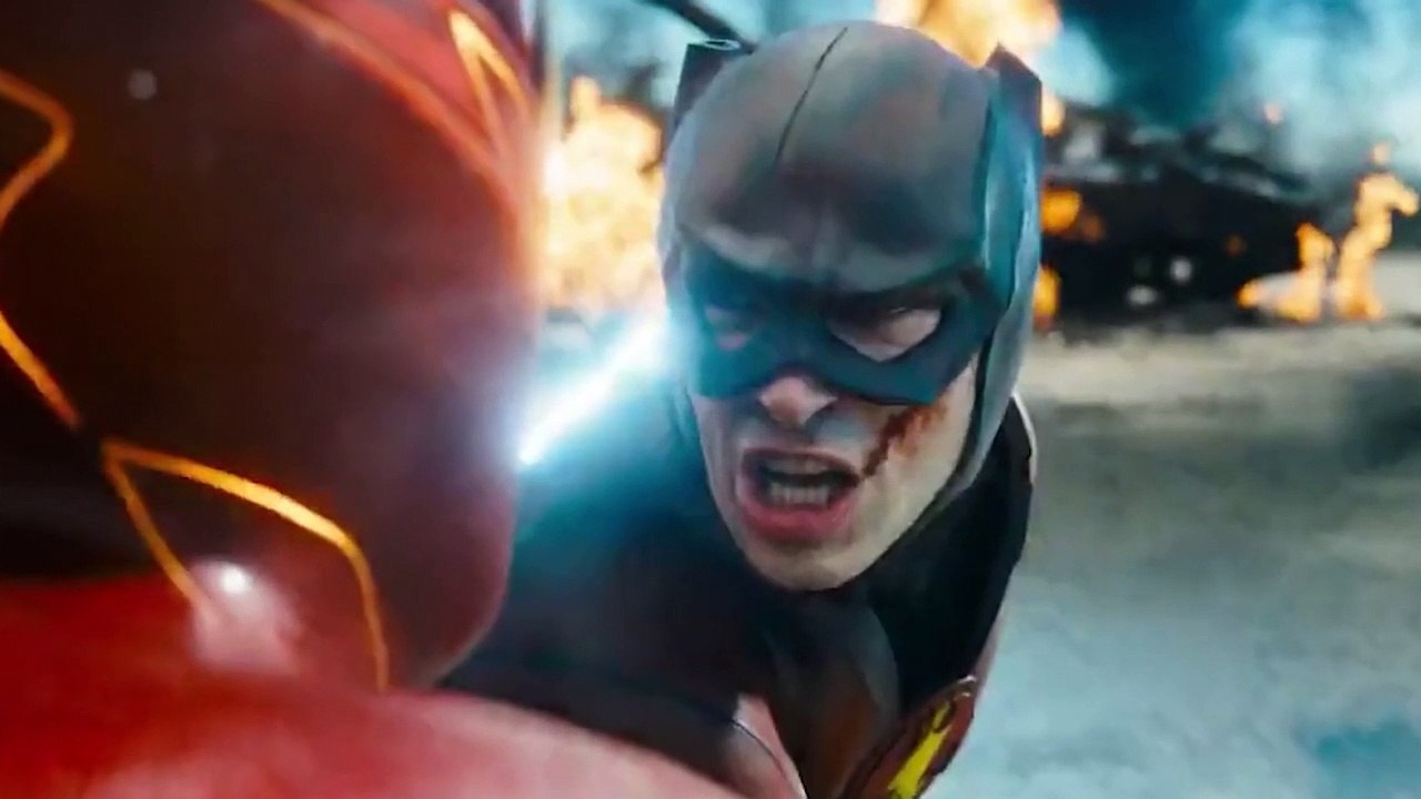 The Flash: Henry Cavill Superman Scene and Batman Easter Eggs Breakdown 