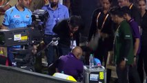 Rashid Khan did heart winning gesture for Cameraman after Trent Boult Six hit to his head GT vs RR