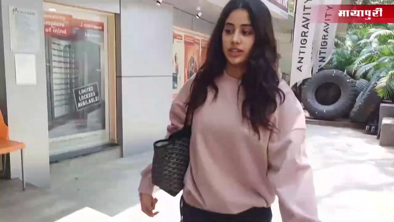 Bollywood Actress Hot Looks _ Shilpa Shetty, Janhvi Kapoor, Parineeti Chopra