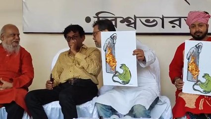 বীরভূমঃ ছবি ঘিরে বিতর্ক,রবীন্দ্রনাথ কি এখানে&#039;রাবণ&#039;!উঠছে প্রশ্ন