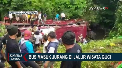 Download Video: Detik-Detik Bus Wisata Masuk Jurang di Kawasan Pemandian Air Panas Guci