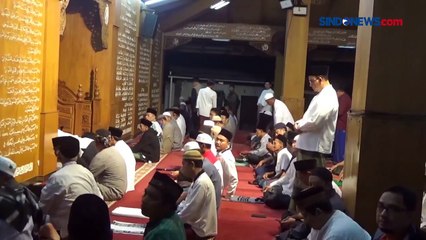 Anies Safari Politik ke Jember, Berkunjung ke Ponpes Al Gofilin dan Makam Ahmad Siddiq