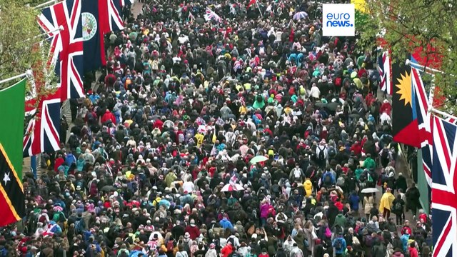 Líderes europeus felicitam rei Carlos III