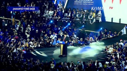 Gaya Santai Anies Baswedan Sapa Relawan Amanat Indonesia dari Berbagai Kota