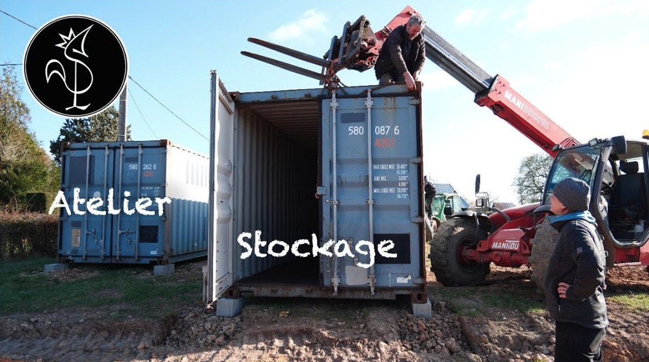 Un container atelier et l'autre pour le stockage
