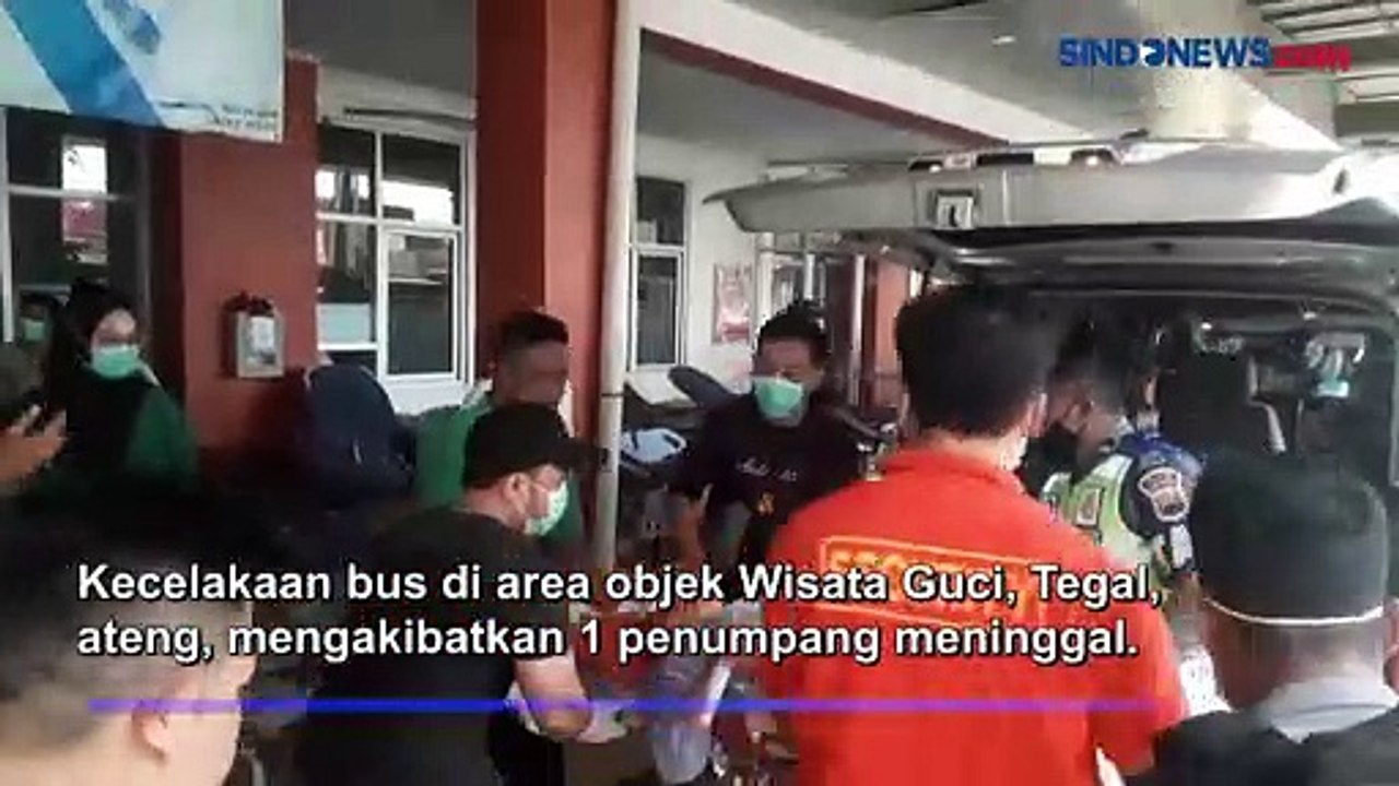 Update! 1 Penumpang Meninggal Dunia dalam Kecelakaan Bus Pariwisata Jatuh ke Sungai di Guci Tegal