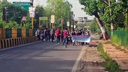 एथलेटिक्स दिवस पर हुआ दौड का आयोजन, देखें वीडियो