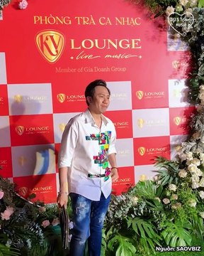 Diễn viên Anh Đức lộ diện khác lạ trong sự kiện: Thần sắc mệt mỏi, liên tục cười gượng gạo | Điện Ảnh Net