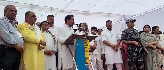 शिवराज केवल मुख्यमंत्री नहीं भूमिपूजन मंत्री भी बन गए हैं : कमलनाथ