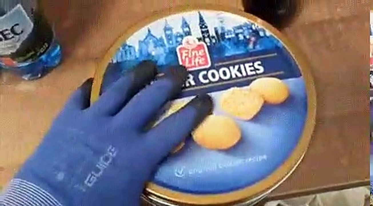 por_fin_he_encontrado_una_caja_de_galletas_sin_cosas_de_coser