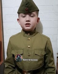 "Vamos derrotar os nazis". Wagner usa criança para pedir armas a Moscovo