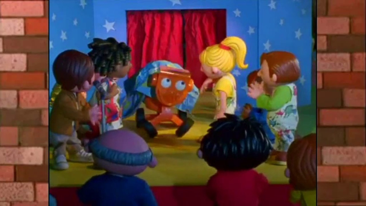 S8x08 Molly's Fashion Show (US DUB)