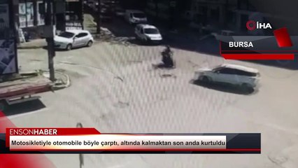 Bursa’da motosikletli sürücü, otomobile çarptı