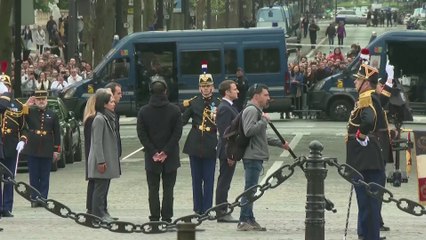 احتفالات #فرنسا "بعيد النصر على النازية" في جادة الشانزليزيه بمشاركة #ماكرون #باريس #العربية