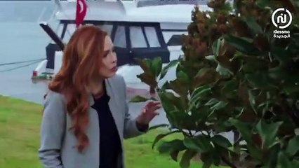 Laabet Lakdar - اسيا تقوم بتصوير منير وسوار وأرسال الصور لجهاد