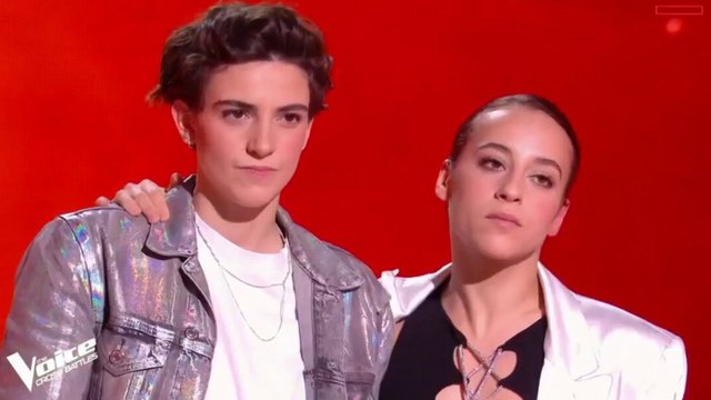 VOICI - C’est elle ! C’est elle : Mea (The Voice) s’amuse à afficher Prichia dans la rue, les internautes sont conquis