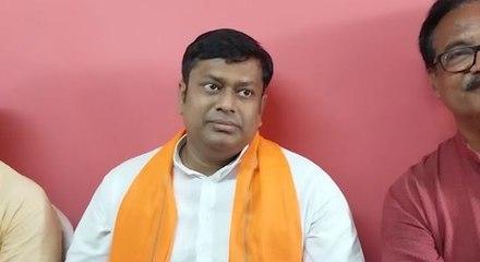 ‘বিজেপির সরকার এলে ১০ বছরের মধ্যে কেন্দ্রীয় হারে ডিএ সমান করে দেবে’, আশ্বাস সুকান্ত মজুমদারের