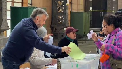 Direita ultraconservadora vai comandar novo projeto de Constituição no Chile