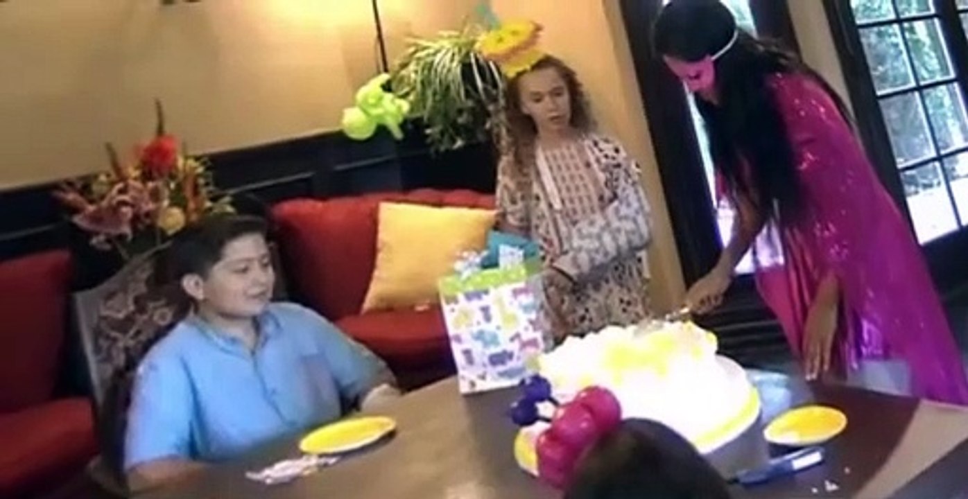 Walk The Prank S01 E11