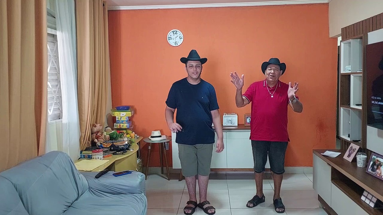 Luis Henrique e Vovô Valdivino Dançando Whiskey Whiskey