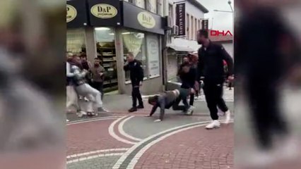 Polise yumruk attı, vatandaşlar tepki gösterdi