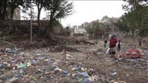 العربية 360 | السيول تفاقم معاناة اليمنيين في مخيمات تعز