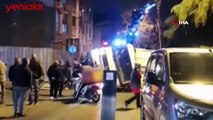Beyoğlu'nda kamyon aşırı yük nedeniyle yan yattı