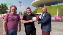 ¡Nuestro ganador de la dinámica recibiendo sus boletos para la gran pelea del año!