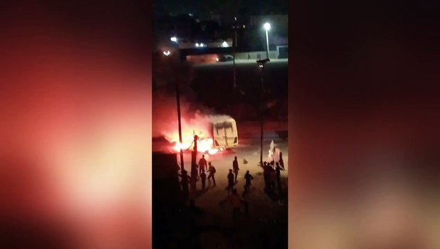 Mbour :Deux bus de Dakar Dem Dikk incendiés par des manifestants