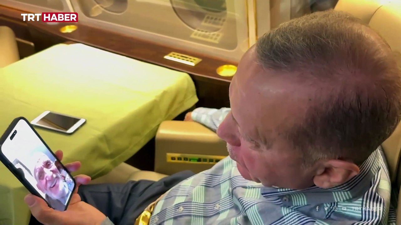 Cumhurbaşkanı Erdoğan mitinge metro merdivenler...
