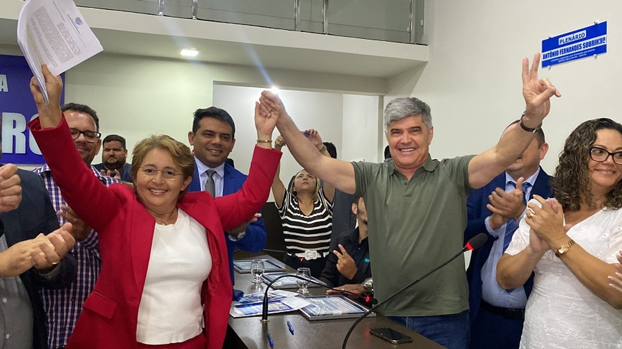 Prefeita Leninha Romão assina ordem de serviço para construção do novo Hospital Municipal de Uiraúna