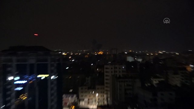 İsrail, Gazze saldırısında aralarında kadın ve çocukların da bulunduğu 12 kişiyi öldürdü