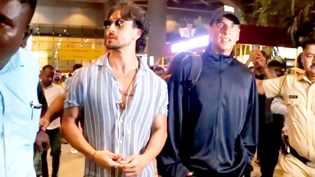 एअरपोर्ट पर फैन्स के बीच घिरी बड़े मियां Akshay Kumar छोटे मियां 2 Tiger Shroff की जोड़ी
