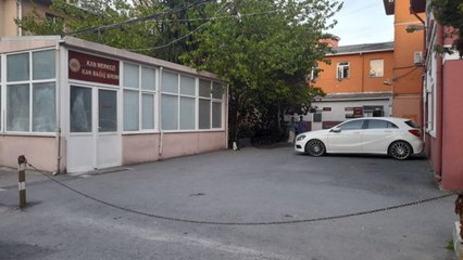 Hastanede tedavi gören kadına silahla ateş ettikten sonra intihar etti