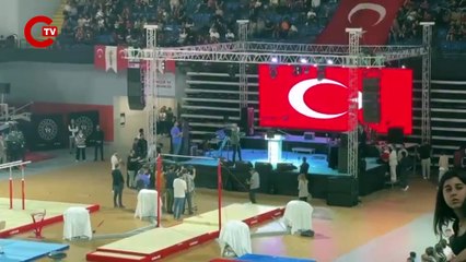 Spor etkinliğinde seçim propagandası yapan Bakan Kasapoğlu yuhalandı