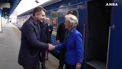 Giornata dell'Europa, Von der Leyen arriva a Kiev