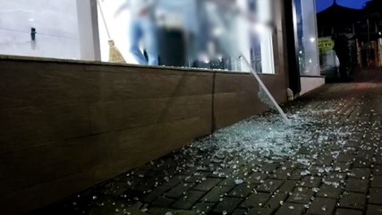 Loja de acabamentos é alvo de arrombamento durante a madrugada no centro