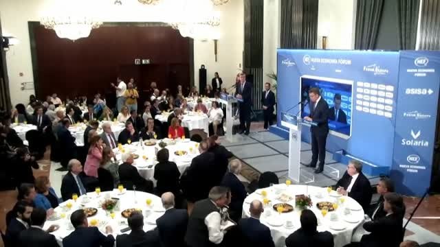 Feijóo cree que el presidente es como los malos alumnos que no han hecho los deberes e intenta copiar cuando va a suspender el examen