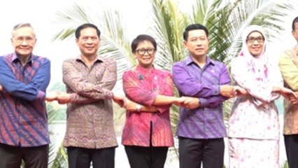 La ASEAN celebra una cumbre acaparada por la escalada del conflicto birmano