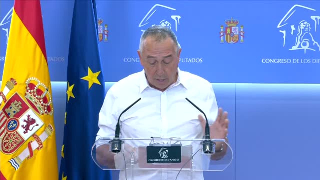 Joan Baldoví se despide emocionado del Congreso