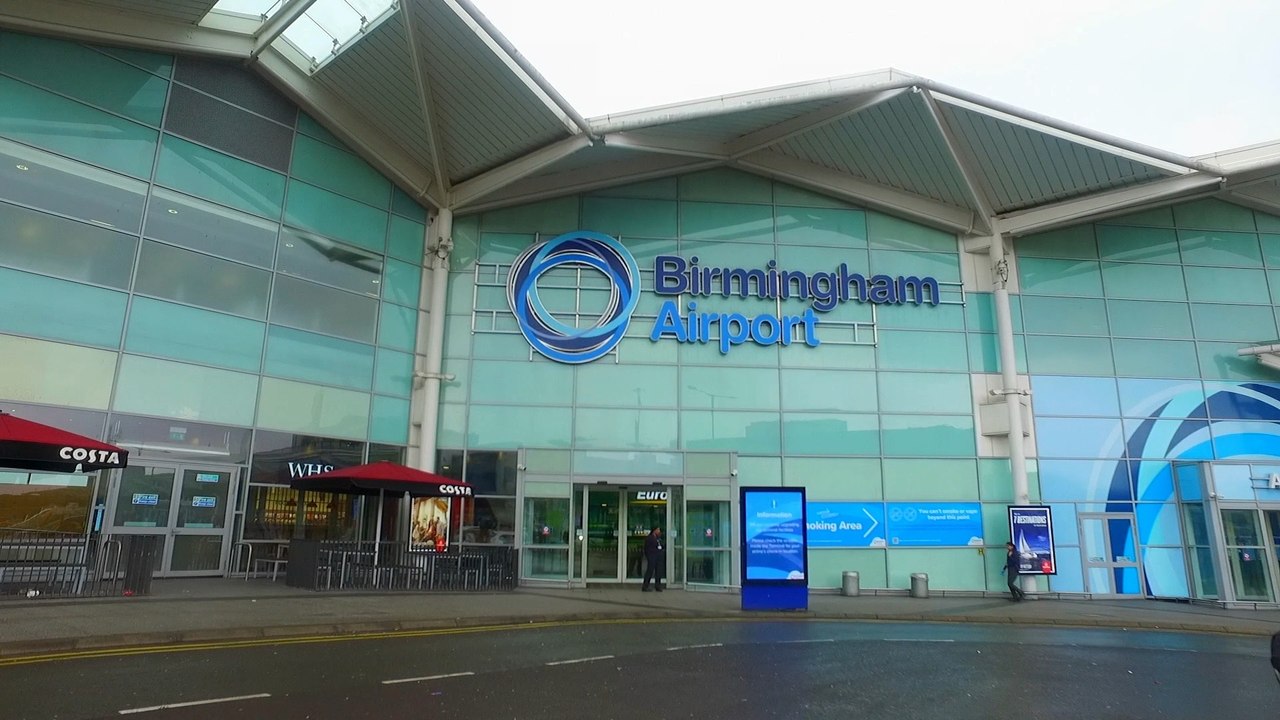 The worst airports for flight delays in the UK are named