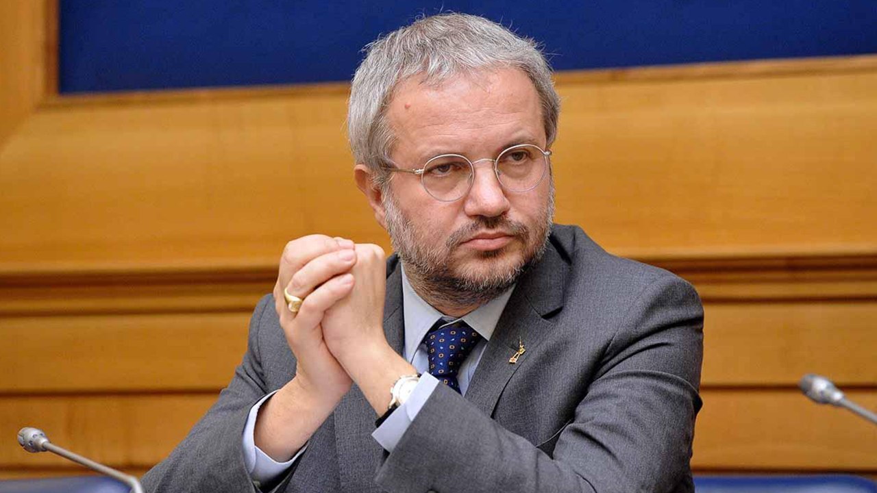 Rialzo mutui e tassi d'interesse ▷ Borghi: "La stupidità della BCE è un fattore da considerare"